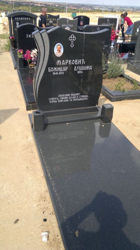 Gravestones model 105