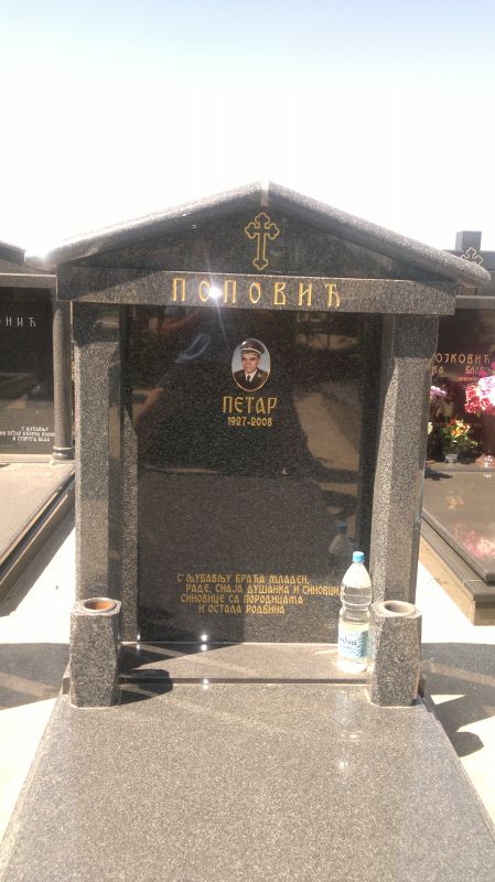 Gravestones model 6