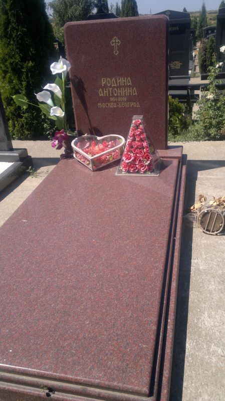 Gravestones model 7