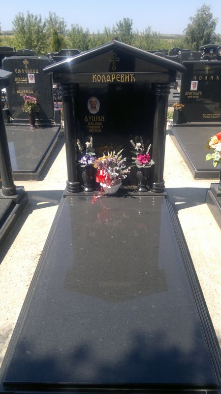 Gravestones model 8